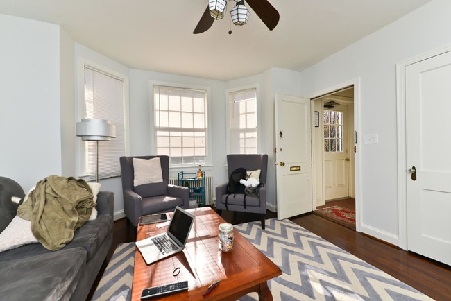 Interior Photo - 3925 W St NW