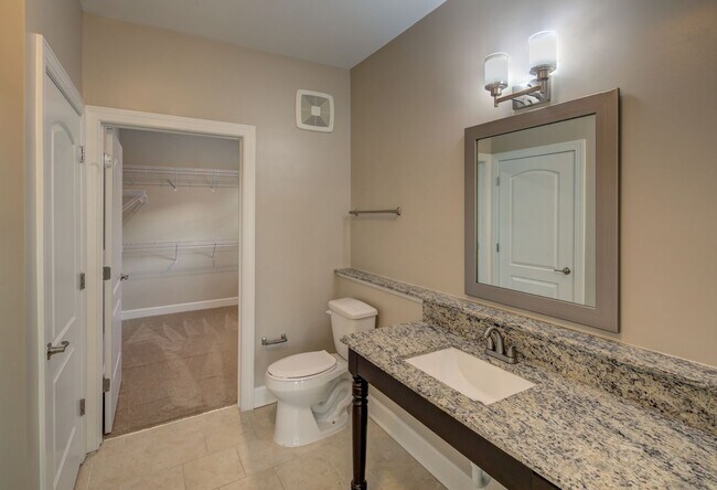 Building Photo - The Allure at Jefferson