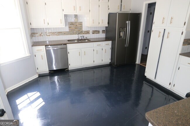 Foto del edificio - 2840 Spring Ridge Cir