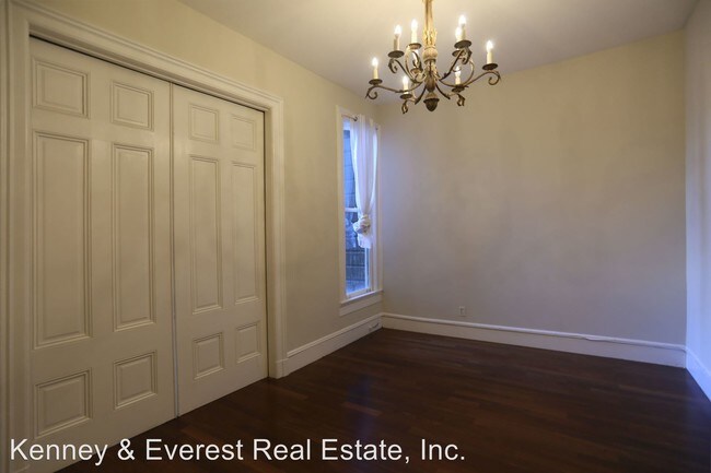 Foto del edificio - 3 br, 1.5 bath House - 1243 Scott