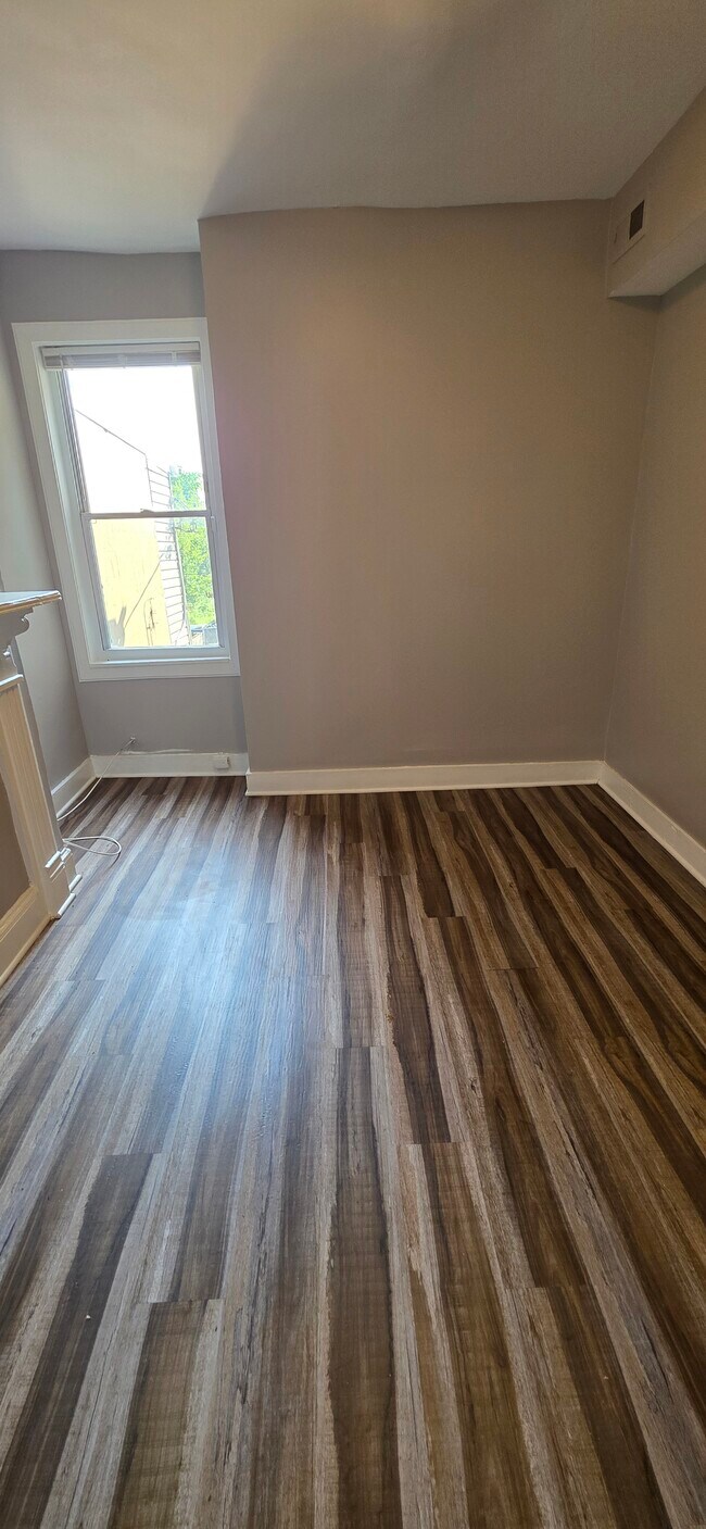 Building Photo - 2528 Druid Hill Ave