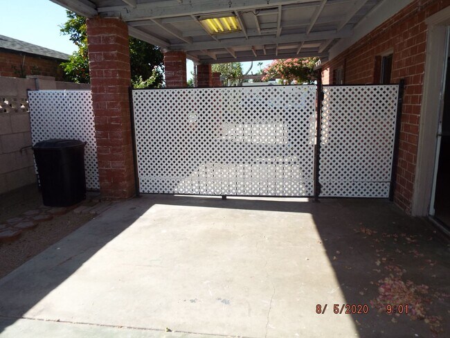 Building Photo - UNIQUE PROPERTY, AMAZING NEIGHBORHOOD, ENO...