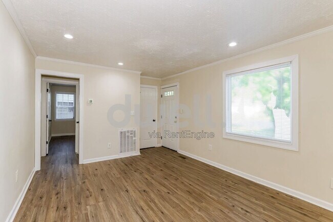 Foto del edificio - 2492 Coleman Ave