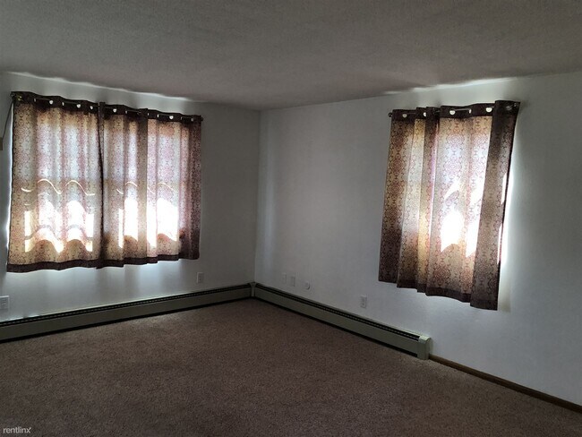 Foto del edificio - 2 br, 1 bath 4plex - 104 Philadelphia Stre...