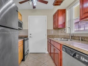 Building Photo - 8601 SW 94th St