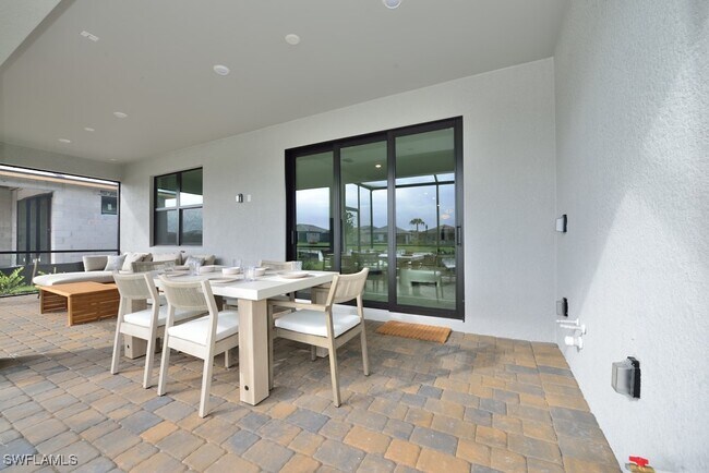 Foto del edificio - 1904 Sierra Ct