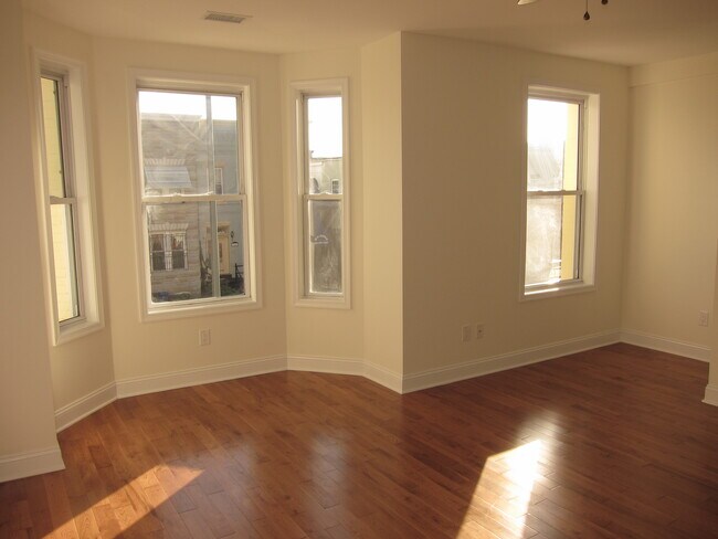 front bedroom - 810 11th St NE
