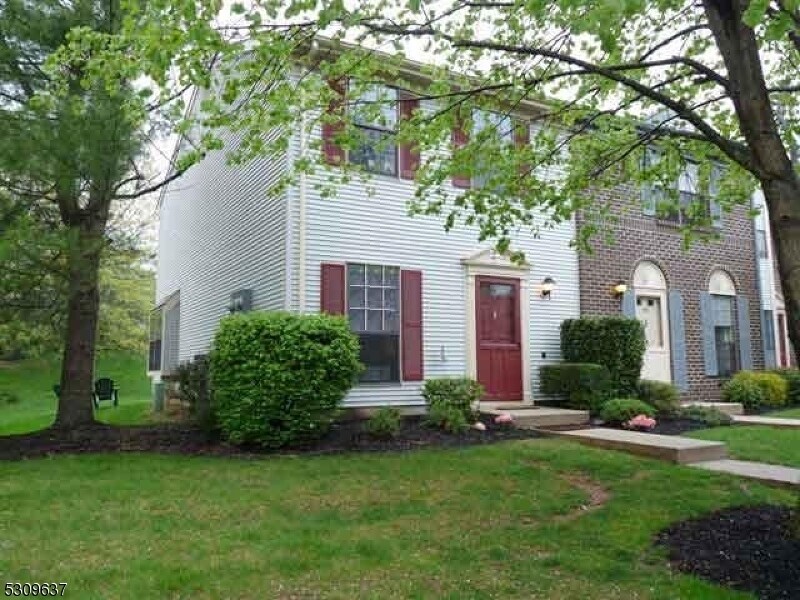 Primary Photo - 191 Irving Pl