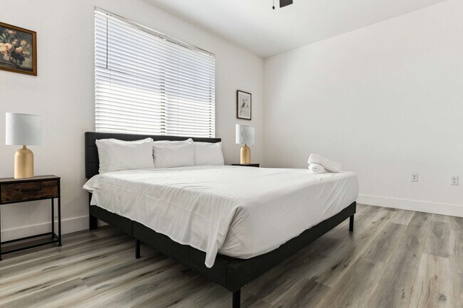 Foto del edificio - 6610 N 93rd Ave