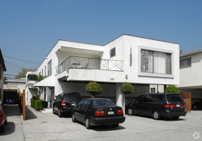 Building Photo - 1227 S Holt Ave