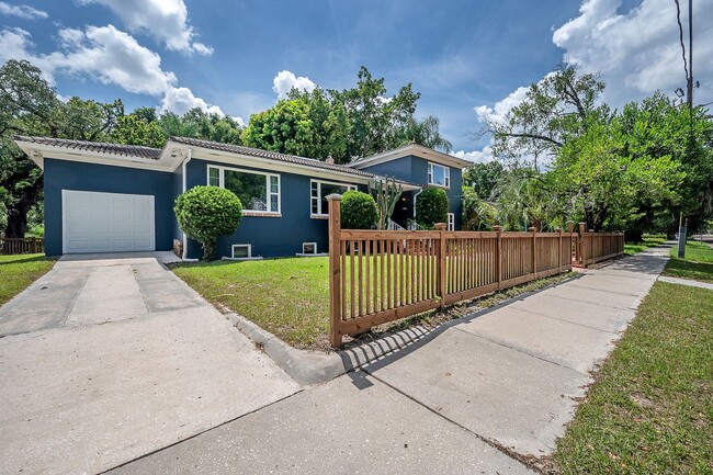 Foto del edificio - Tampa Bay Beautiful Historic Home