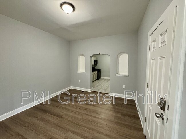 Foto del edificio - 4058 Parkside Ave