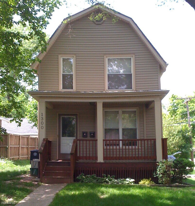 Primary Photo - 1 br, 1 bath Duplex - 1300 Hutchins Ave Apt 2