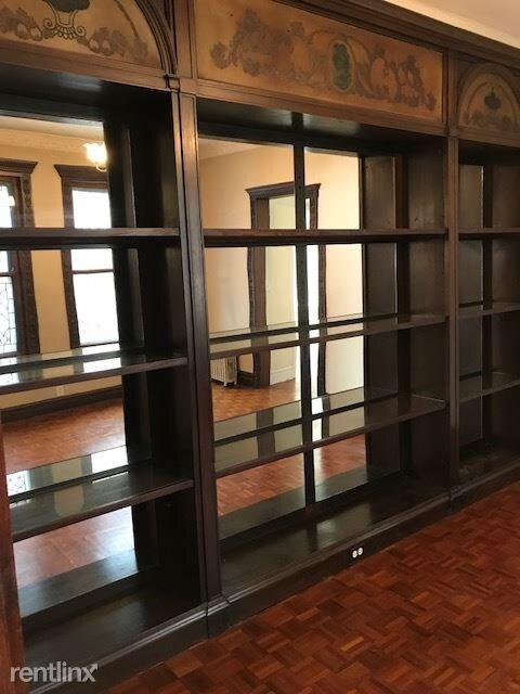 Foto del edificio - 2 br, 1 bath  - 3221 N Clark St 3