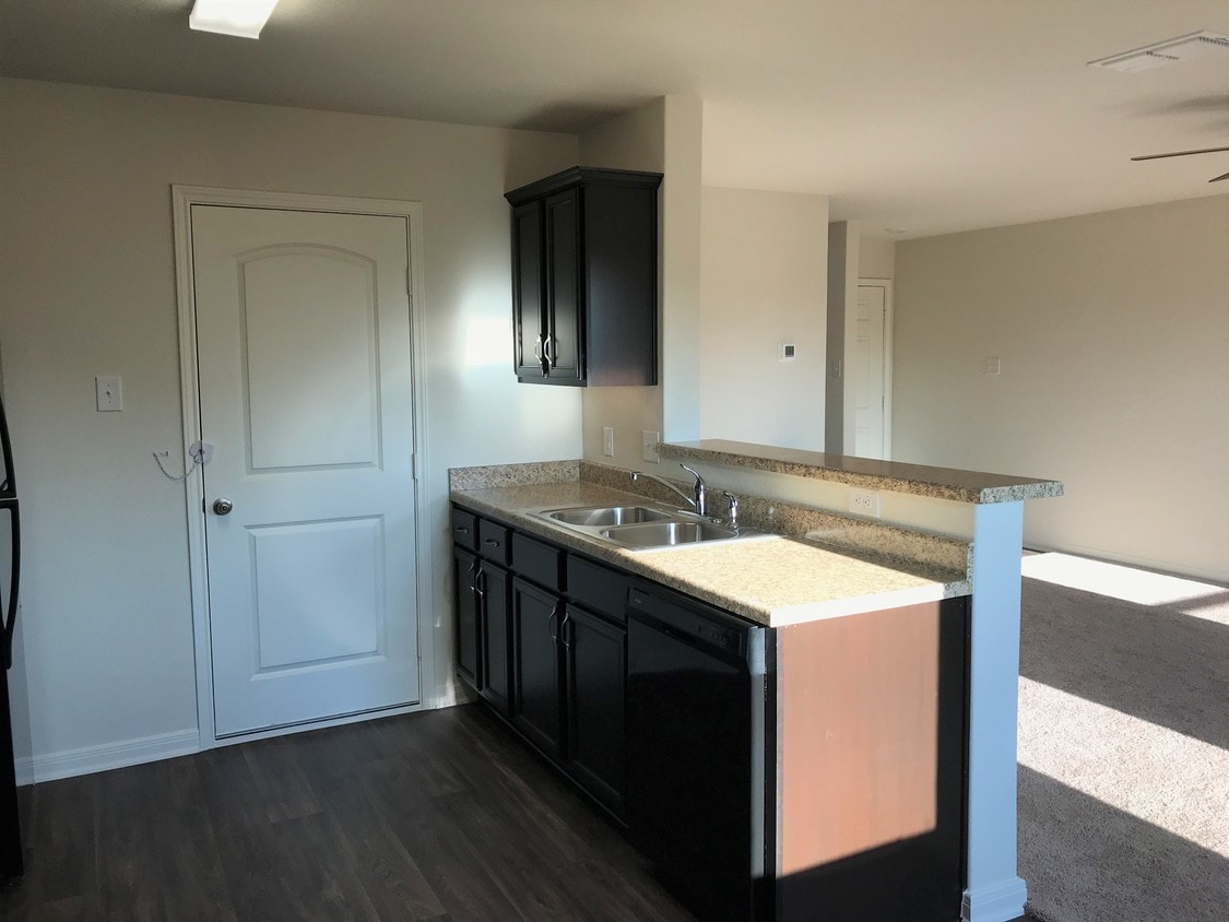 6715 Sabinal, San Antonio, TX 78252 House Rental in San Antonio, TX