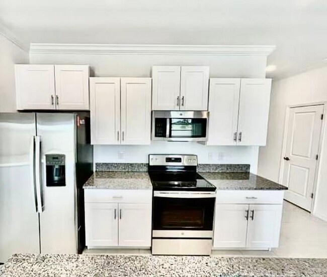 Building Photo - 21813 Adriatic Ln