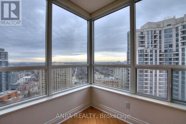 Building Photo - 10 Northtown Way