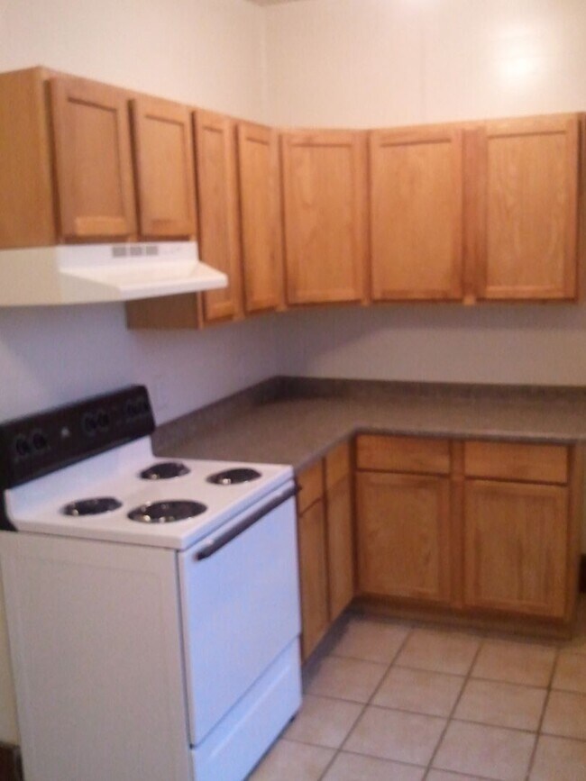 Foto del edificio - 332 N 21st Ave W