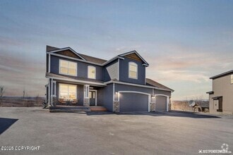 Building Photo - 5057 E Loft Cir