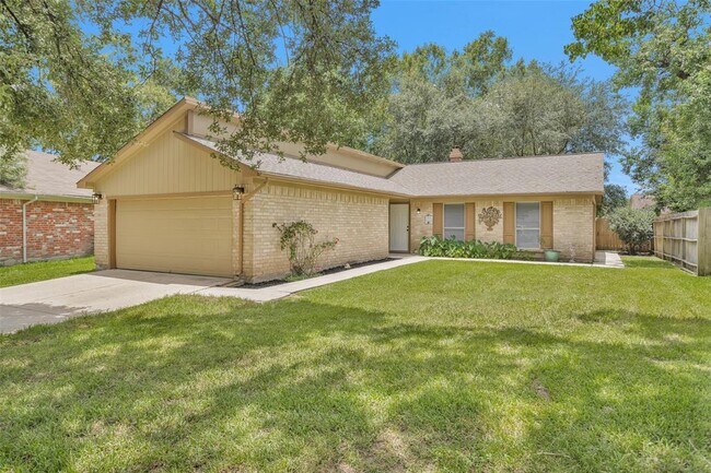 Building Photo - 9810 Kiwi Ln