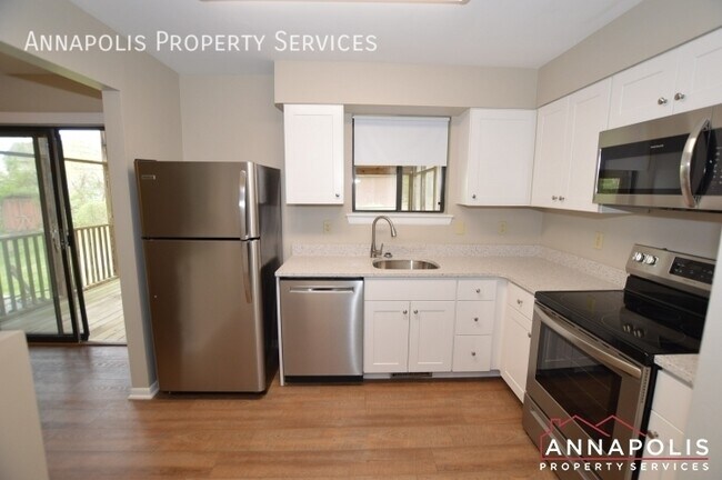 Foto del edificio - 284 greenleaf circle