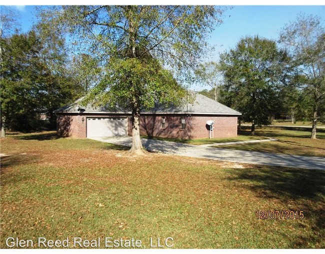 Building Photo - 10 Loren Ln