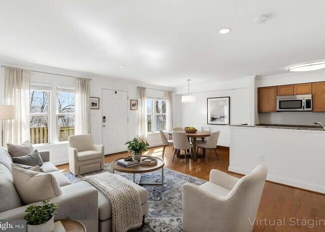 Foto del edificio - 7853 Coddle Harbor Ln