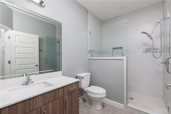 Foto del edificio - 3801 Tinsley Ave