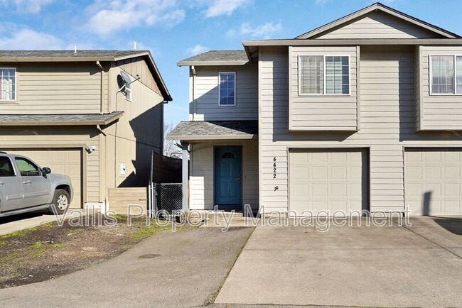 Building Photo - 4422 Remington Pl NE
