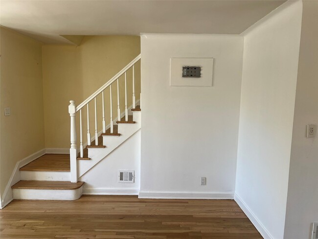 Building Photo - 1779 Pitman Ave