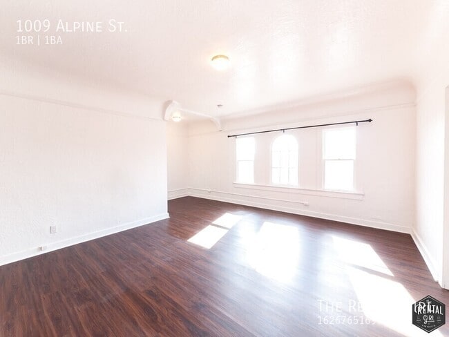 Foto del edificio - 1009 Alpine St