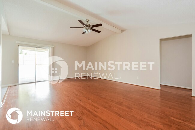 Foto del edificio - 6331 Undine Way