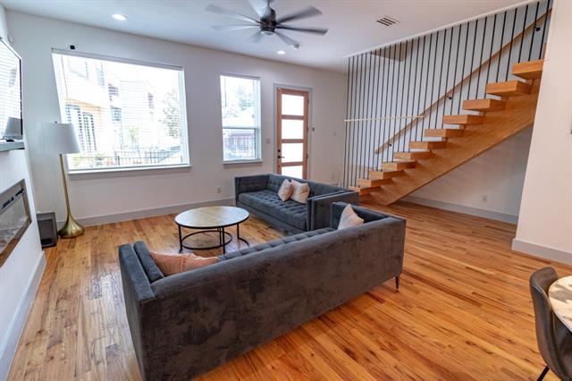 Foto del edificio - 724 Rainwater Rd