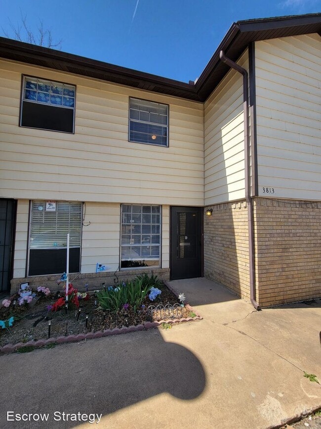 Building Photo - 2 br, 2 bath House - 3813 Harvard Ave