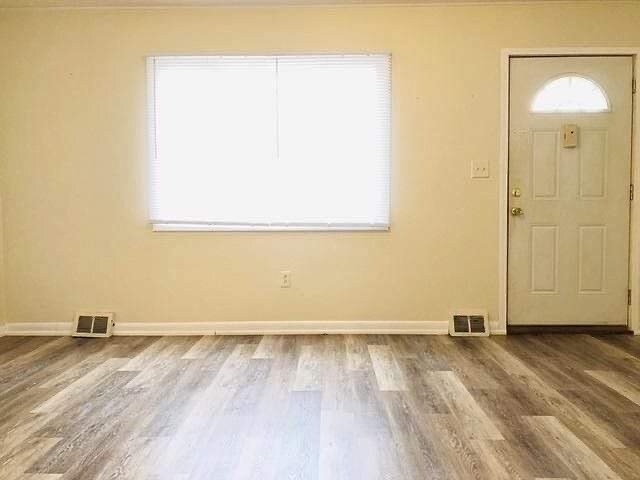 Foto del edificio - 1318 Montain Rd