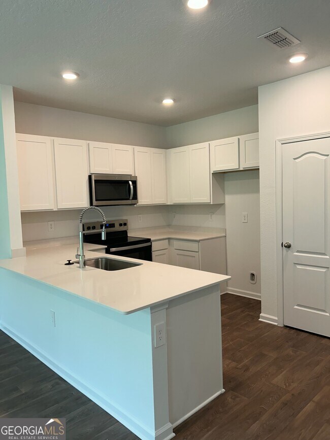 Foto del edificio - 120 Deep Bay Cir