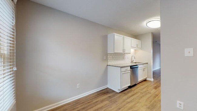 Building Photo - 3417 Balfour W