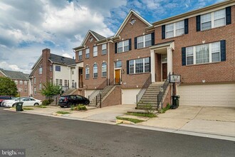 Building Photo - 4147 Presgraves Ct