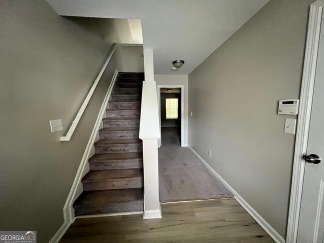 Building Photo - 6877 Slate Stone Way SE