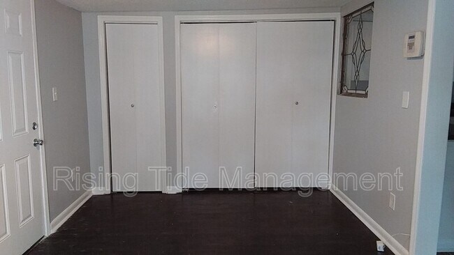 Foto del edificio - 948 Longview Cir