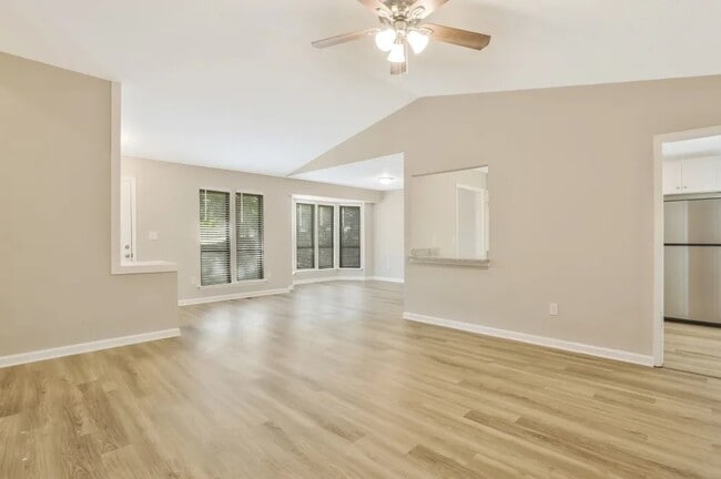 Building Photo - 5144 Forest Mist Dr