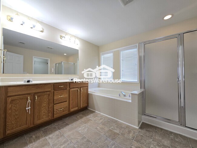 Building Photo - 2761 Autumn View Dr