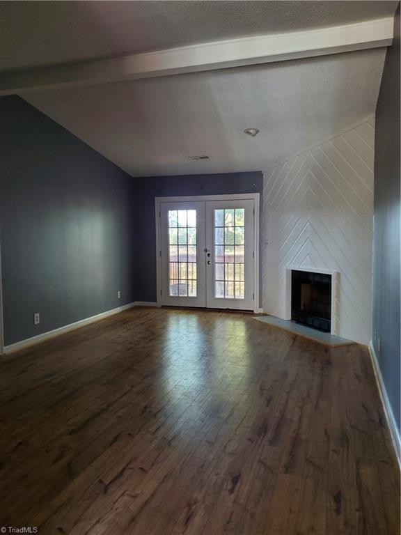 Foto del edificio - "Charming 2-Bed, 2-Bath Condo Retreat in Prime Winston-Salem Location"