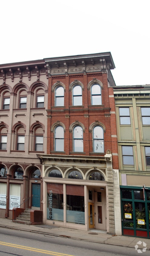 Foto del edificio - 1205 E Carson St