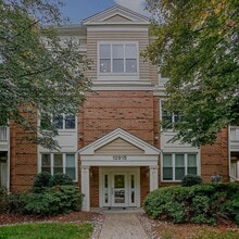 Building Photo - 12915 Alton Square