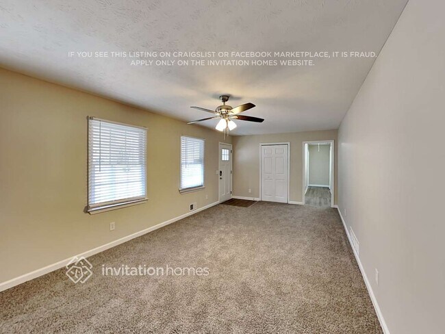 Foto del edificio - 395 N Hickory Ln