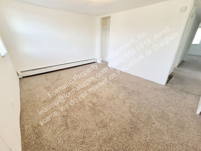 Foto del edificio - 171 Almond Ln