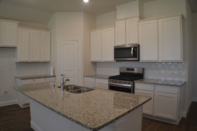 Building Photo - House For Lease in Celina