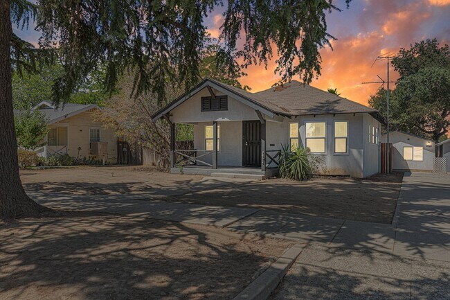 Building Photo - 655 Edgar Ave