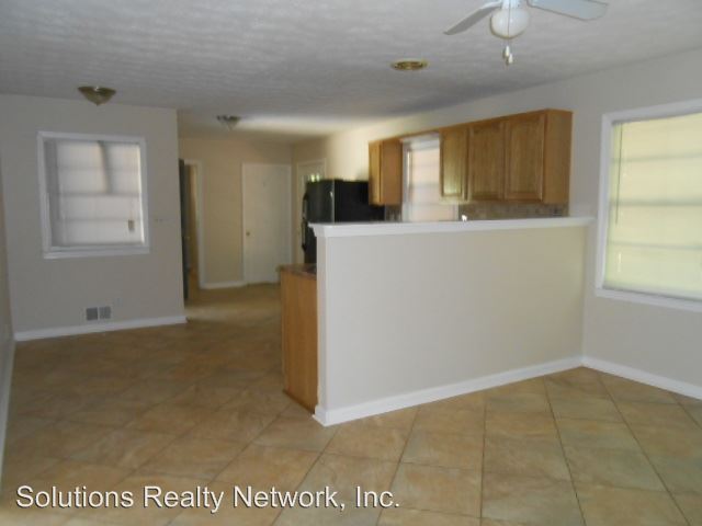 Building Photo - 6301 Stillwater Dr